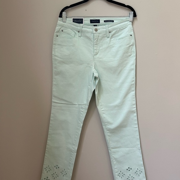 Charter club women’s size 6 Bristol skinny ankle jeans mint green Eyelet Hem NWT - Picture 1 of 8
